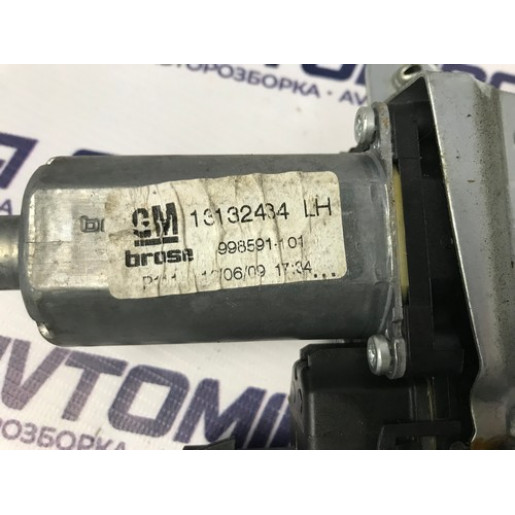 Стеклоподъемник передний левый Opel Zafira B 2005-2011 13132220